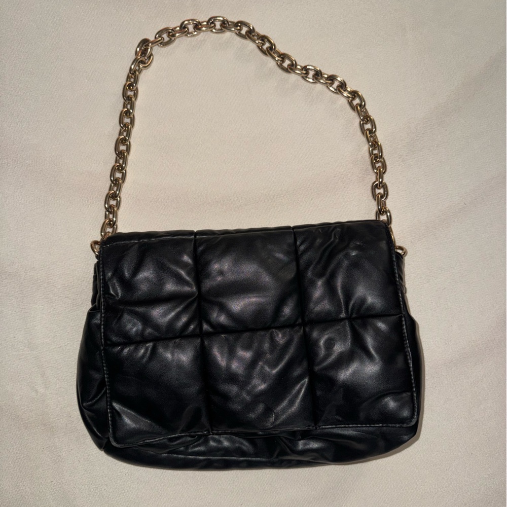 Black shoulder bag, Cushion fabric with chunky gold chain strap.